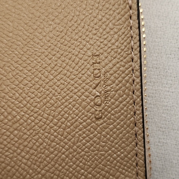 NWT Coach Colorblock Small Tri-Fold Wallet - Picture 14 of 16